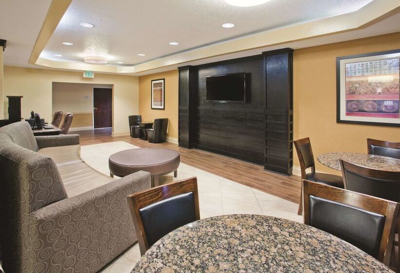 בית מלון כפרי La Quinta Inn & Suites By Wyndham Hot Springs