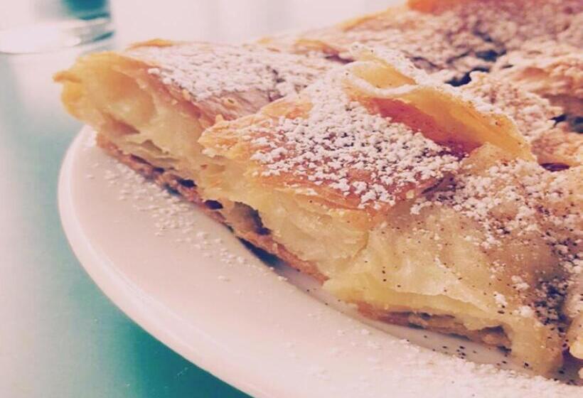 בית מלון כפרי Lido