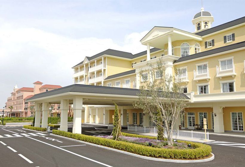 Hotel Palm & Fountain Terrace