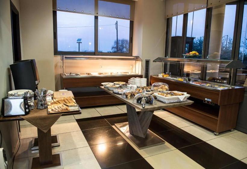 בית מלון כפרי Premier Agrinio Heart