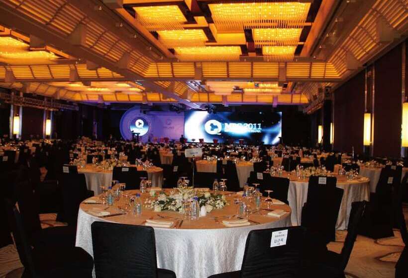 هتل Renaissance Sanya Haitang Bay Resort