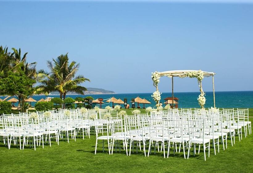 هتل Renaissance Sanya Haitang Bay Resort