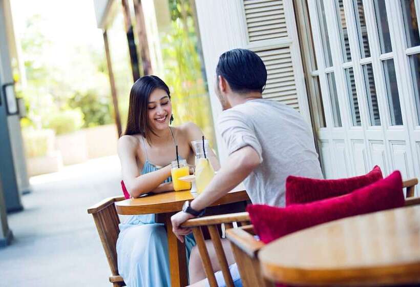 هتل Renaissance Sanya Haitang Bay Resort