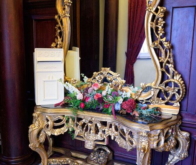 فندق St. Giles House