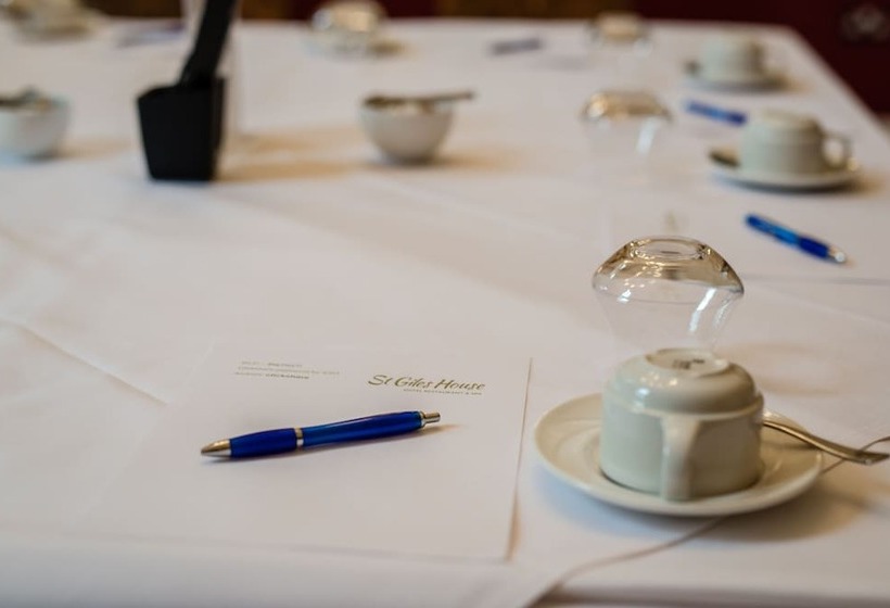 فندق St. Giles House