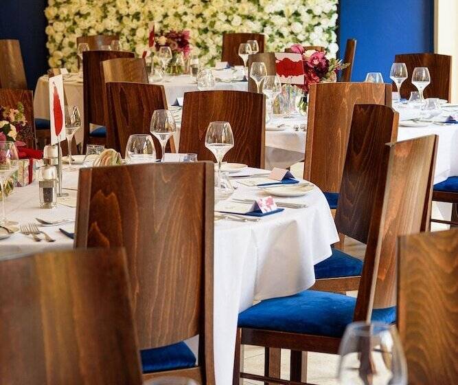 فندق St. Giles House