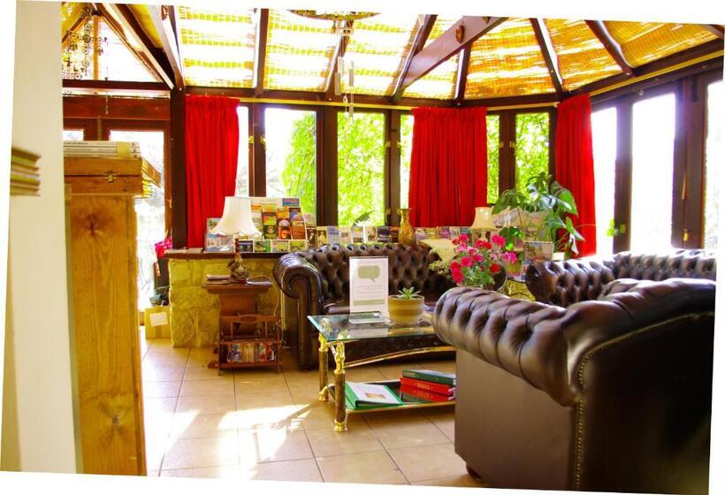 ホテル The Grange B&b