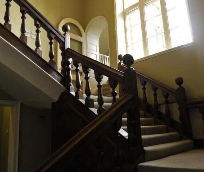 호텔 The Old Deanery   Restaurant With Rooms