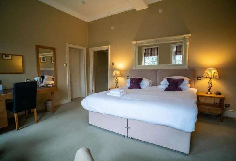 호텔 The Old Deanery   Restaurant With Rooms