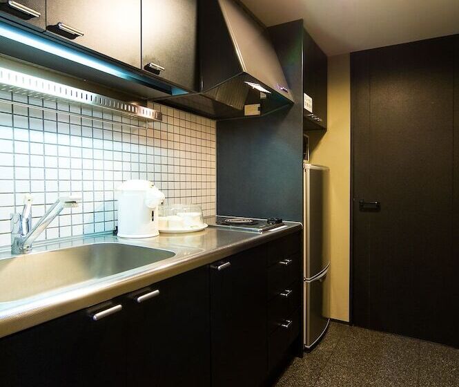 호텔 The Residential Suites Fukuoka