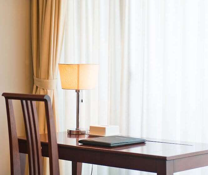 호텔 The Residential Suites Fukuoka