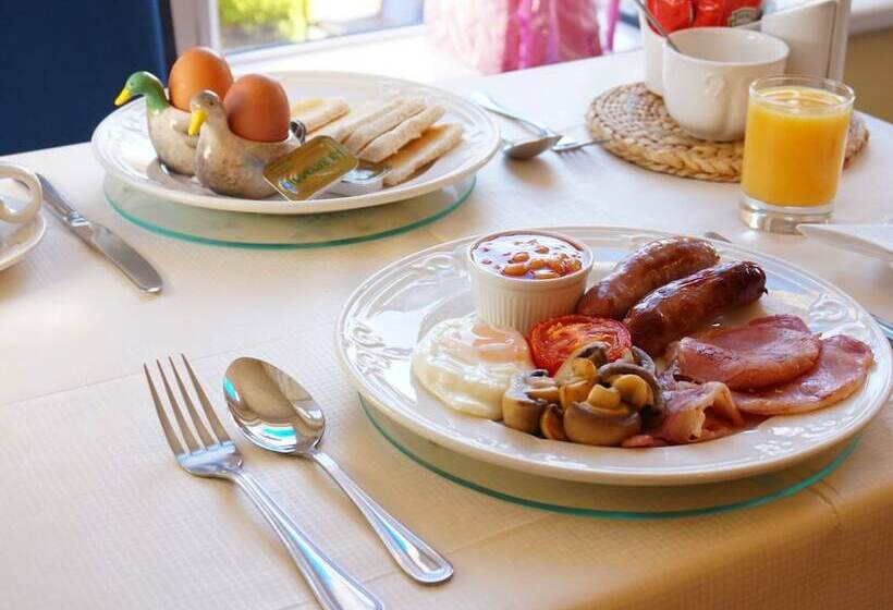 בית מלון כפרי The Trouville