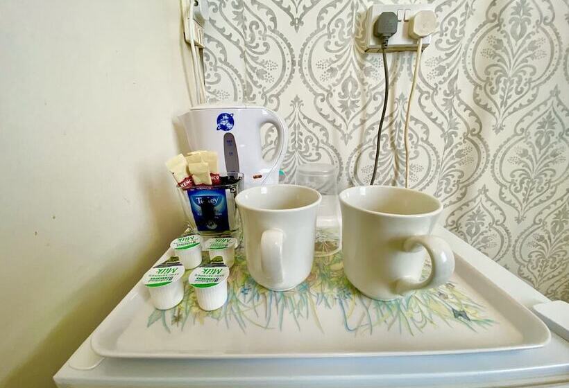 בית מלון כפרי The Trouville