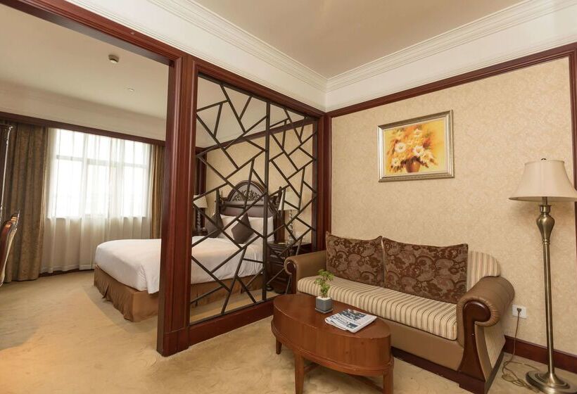 Hotel Wyndham Shanghai Hongqiao Near Necc