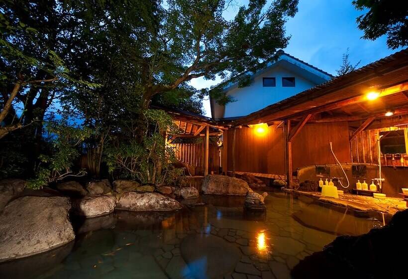 Отель Yufuin Hoteiya