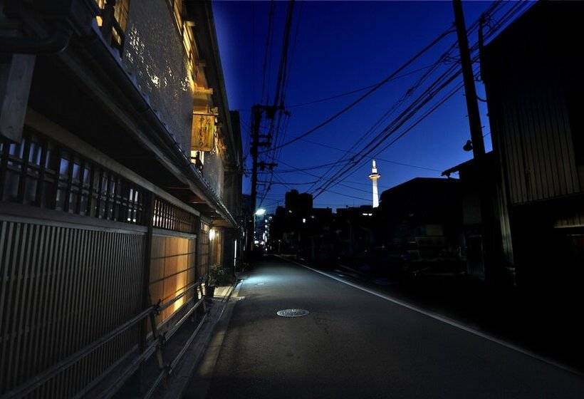 ریوکان Izuyasu Traditional Kyoto Inn Serving Kyoto Cuisine
