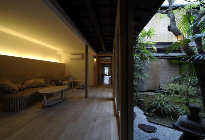 ریوکان Izuyasu Traditional Kyoto Inn Serving Kyoto Cuisine