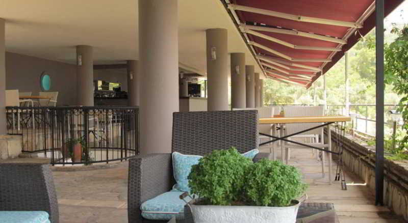 Serena Suites Aparthotel