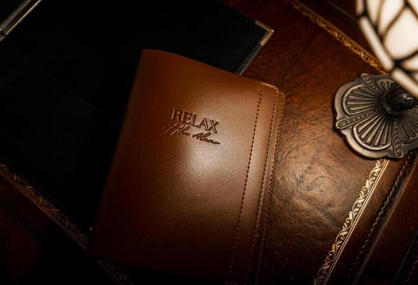 The Alamo Guest House