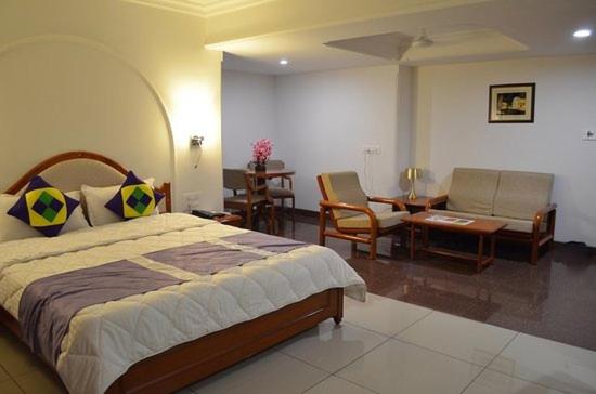 בית מלון כפרי Apex International