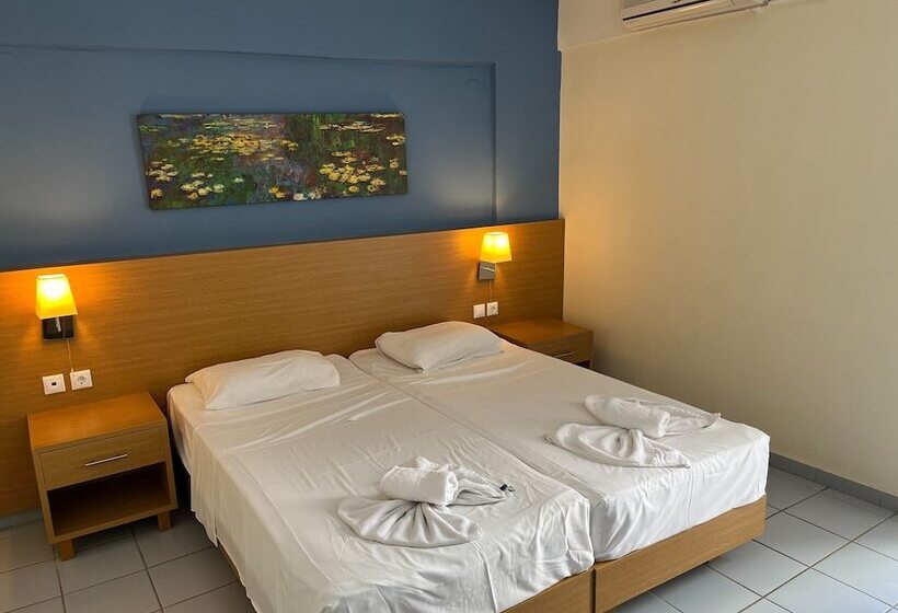 Acropolis Apartments