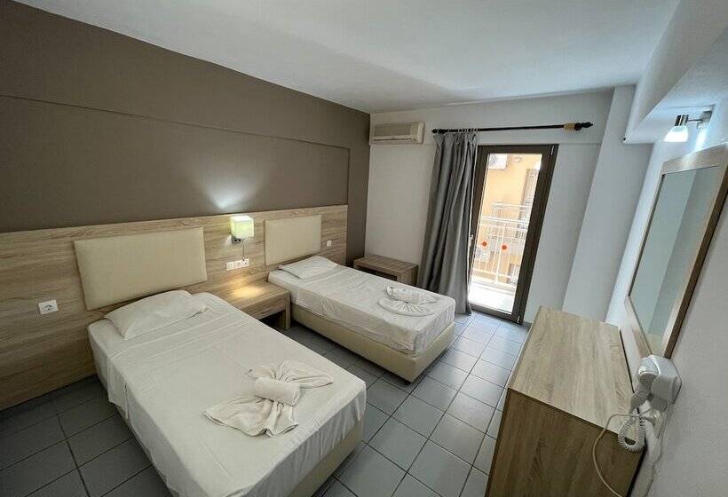 Acropolis Apartments