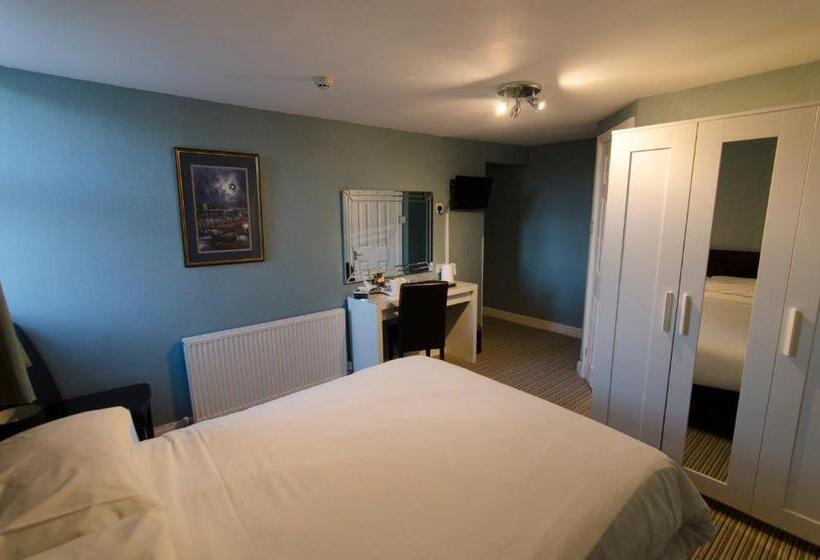 민박 Arundel House