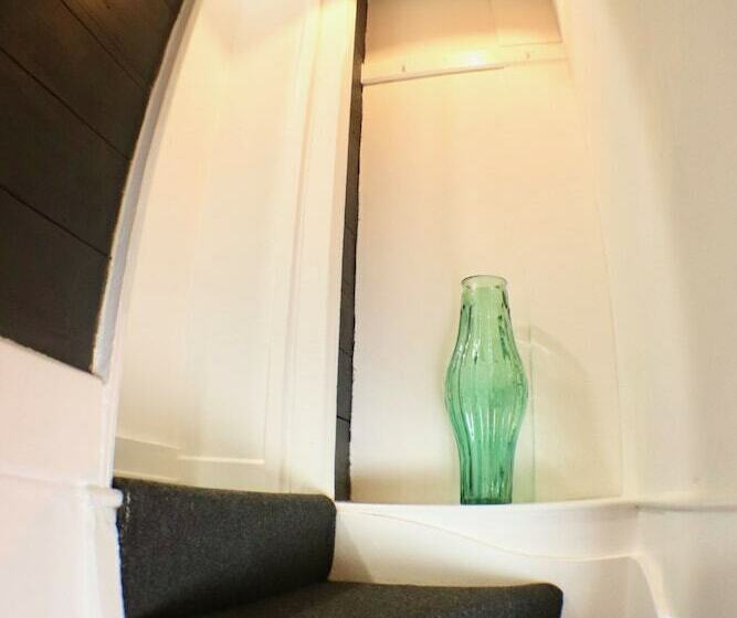 ベッドアンドブレックファースト Colson House