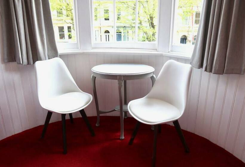 ベッドアンドブレックファースト Colson House