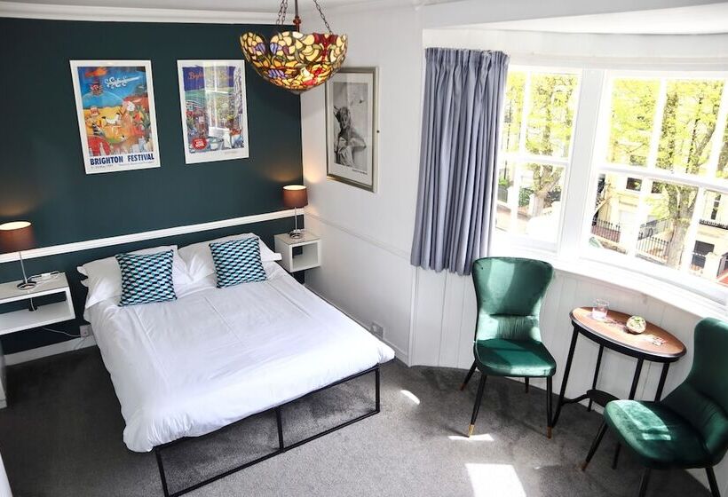 ベッドアンドブレックファースト Colson House