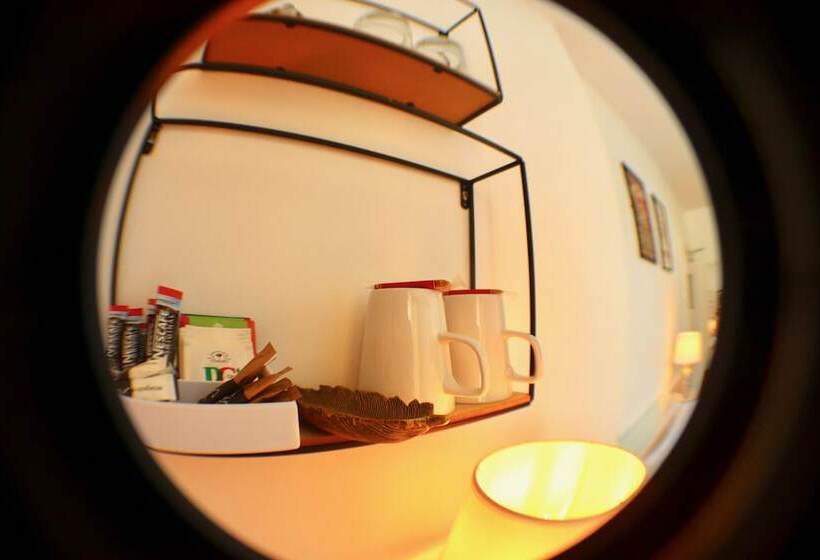 ベッドアンドブレックファースト Colson House