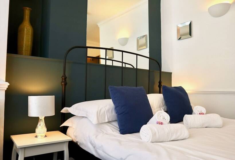 ベッドアンドブレックファースト Colson House