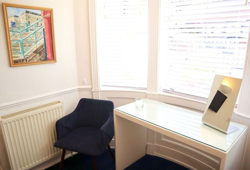 ベッドアンドブレックファースト Colson House