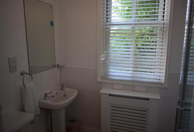 ベッドアンドブレックファースト Colson House