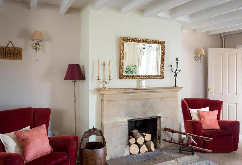 مبيت وإفطار Lowerfield Farm