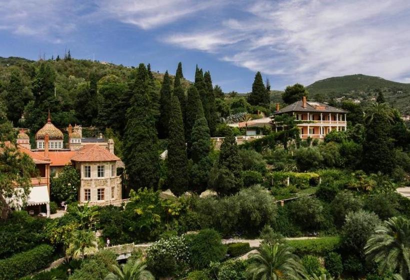 ベッドアンドブレックファースト Villa Della Pergola Relais Et Chateaux