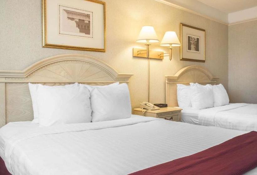 فندق Clarion  & Conference Centre