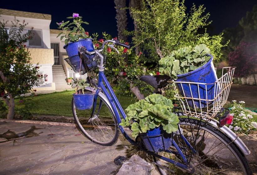 Fili Hotel Apartments