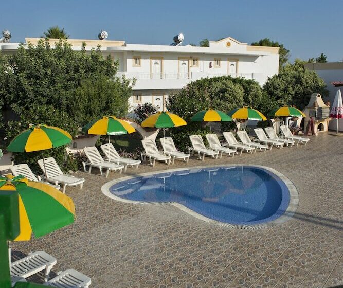 Fili Hotel Apartments