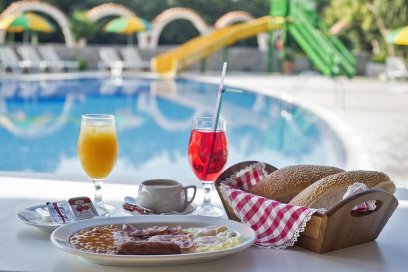 Fili Hotel Apartments