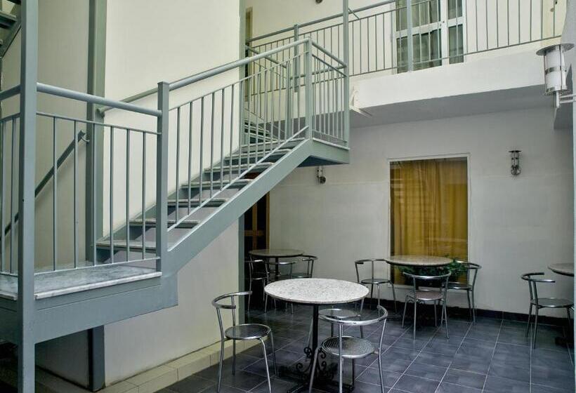 Qawra Point Holiday Complex