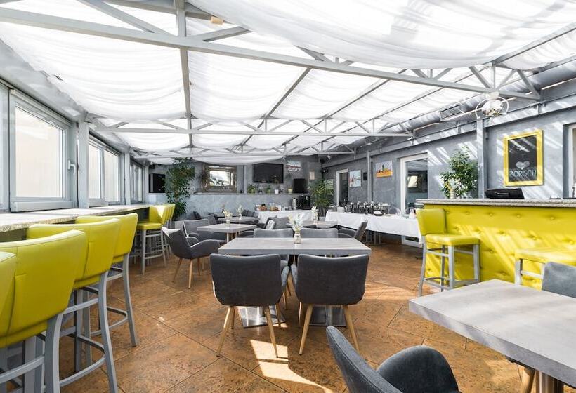 בית מלון כפרי 3 Mosta