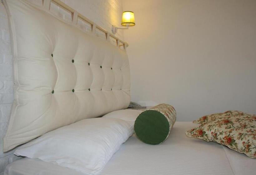 هتل Ata Lagoon Beach