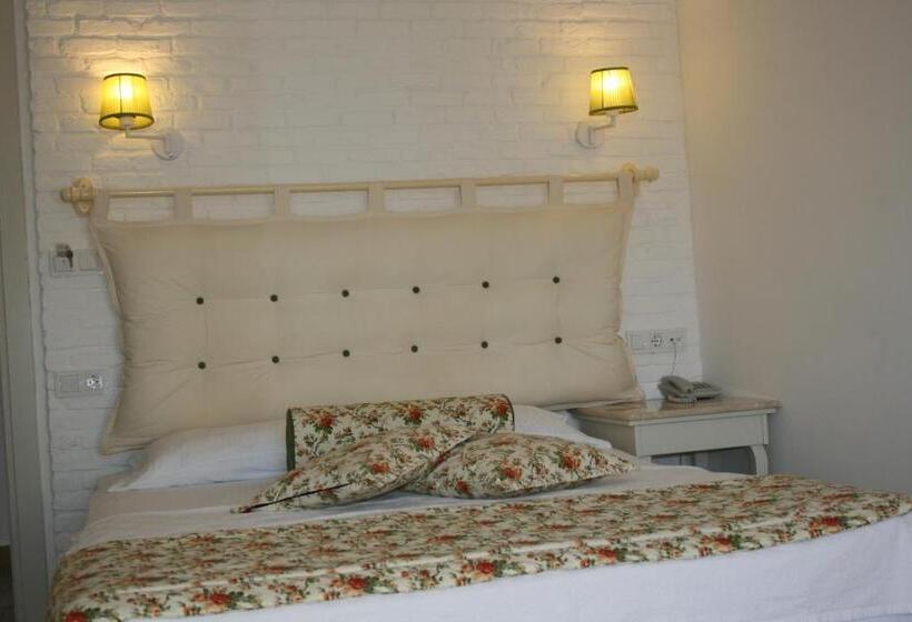 فندق Ata Lagoon Beach