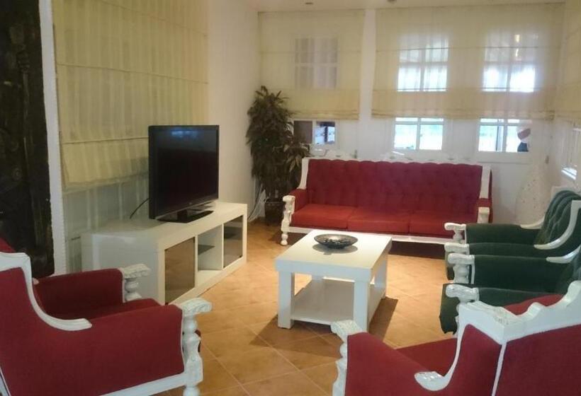 فندق Ata Lagoon Beach