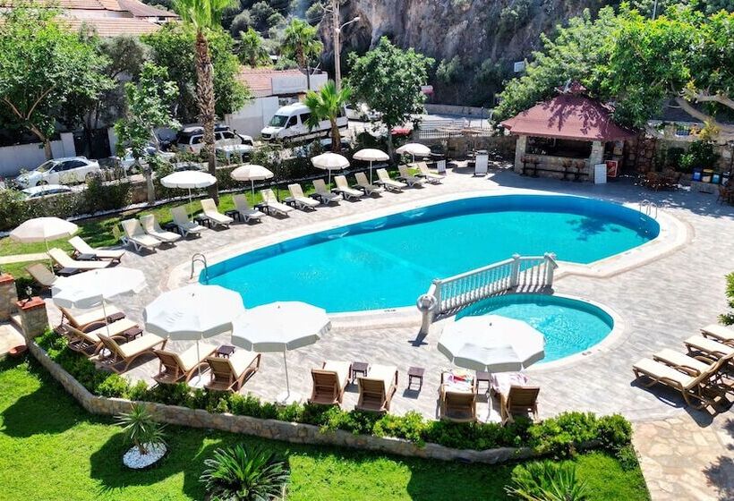 فندق Ata Lagoon Beach