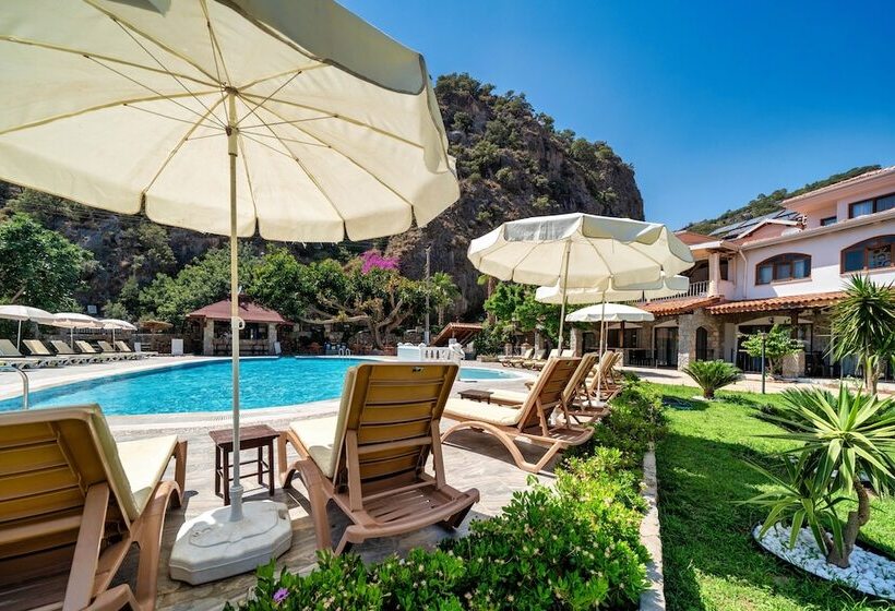 فندق Ata Lagoon Beach