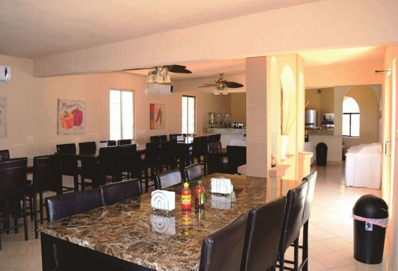 Laos Mar Hotel & Suites