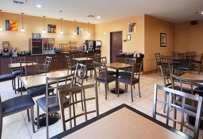 فندق Best Western Plus Burleson Inn & Suites