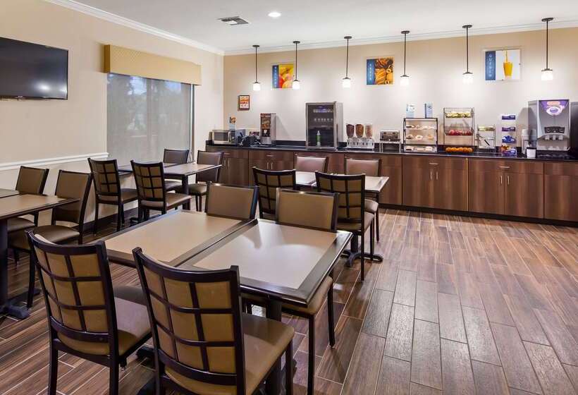 فندق Best Western Plus Burleson Inn & Suites